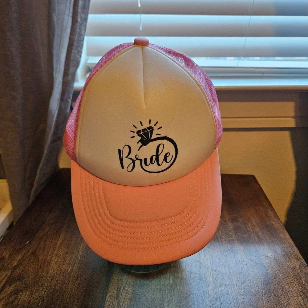 pink and‎ white 